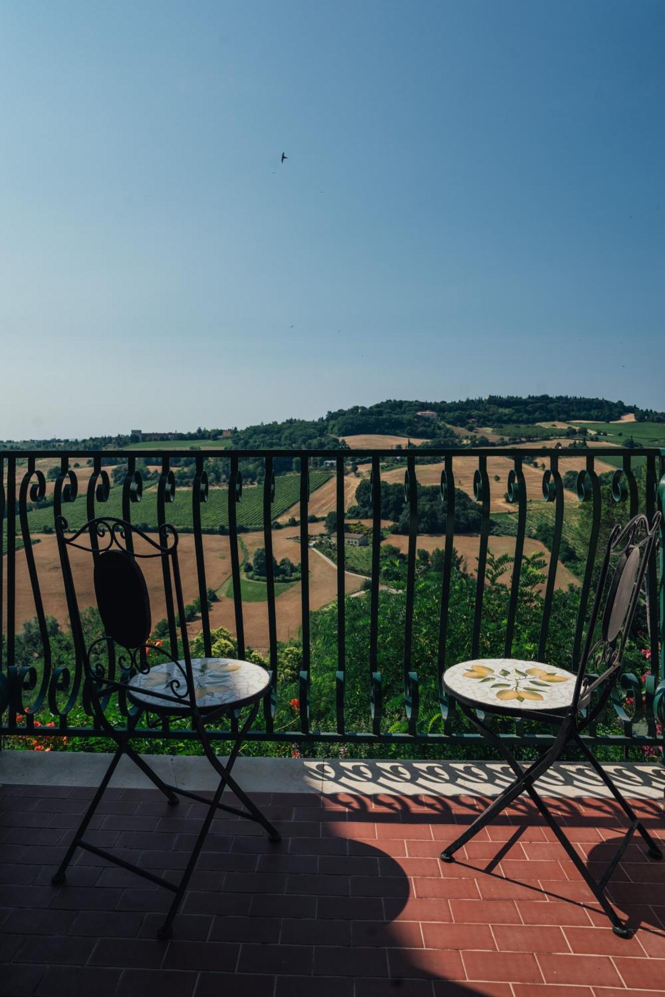 Locanda Dolcevita Dozza Buitenkant foto